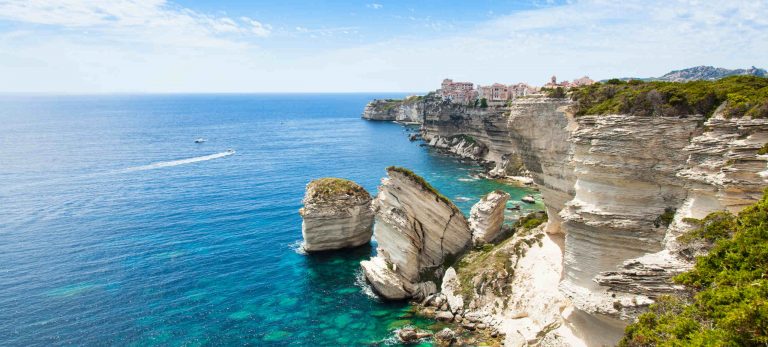 Bonifacio, les falaises et le Grain de Sable