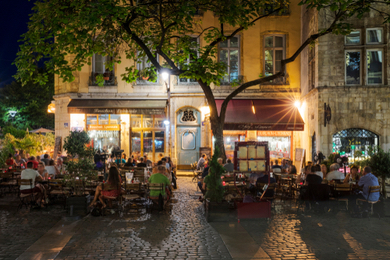 Soirée dans un bouchon lyonnais