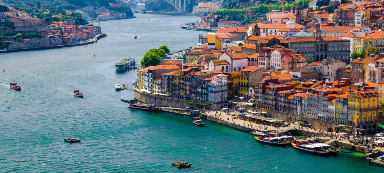 <strong>Une ville au bord du Douro</strong> 