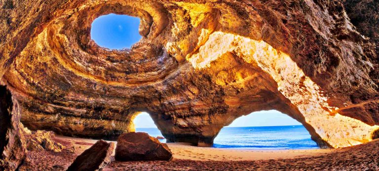 <b>Grotte marine de Benagil - Algarve</b>