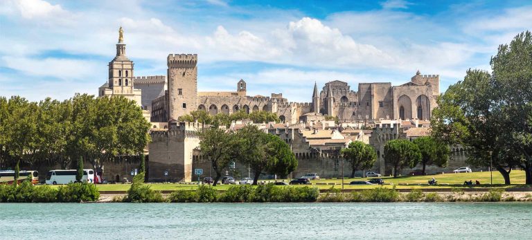 <strong>Le Palais des Papes</strong>