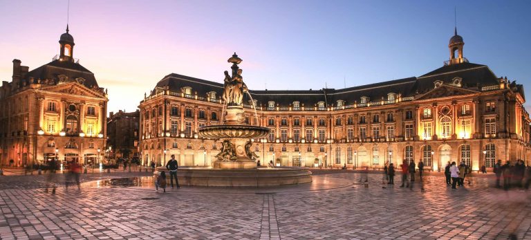 <strong>Place de la Bourse à Bordeaux</strong>