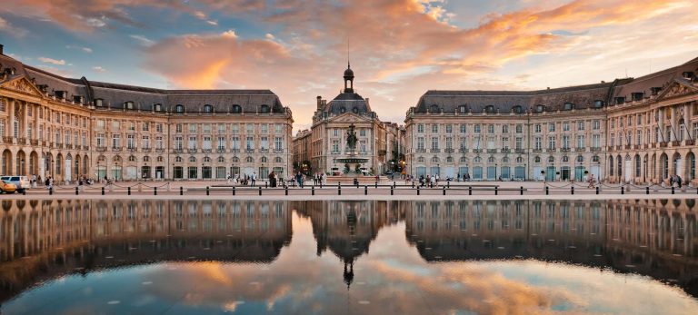 <strong>Place de la Bourse à Bordeaux</strong>