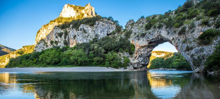 <strong>Le magnifique Pont d'Arc en Ardèche</strong>