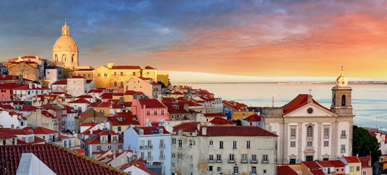 <b>Le quartier de l'Alfama à Lisbonne</b>