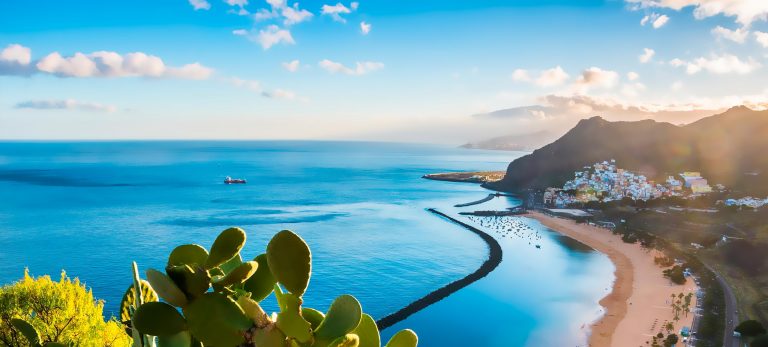 <strong>Plage de las Teresitas, Santa Cruz de Tenerife</strong>