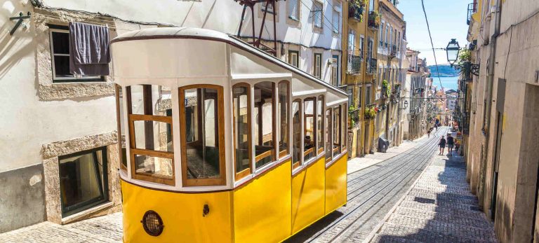 tram-lisbonne-decouverte-seminaire