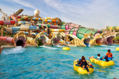 Rafraîchissement à Yas Waterworld